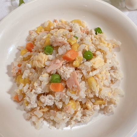鮭と鶏そぼろチャーハン