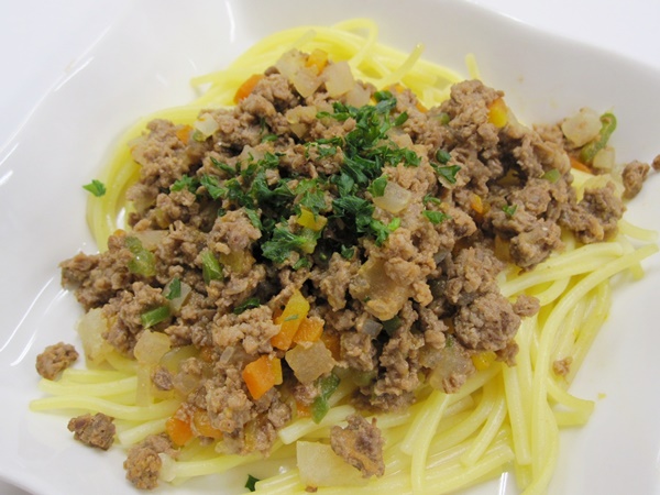 牛豚ミートソースパスタ